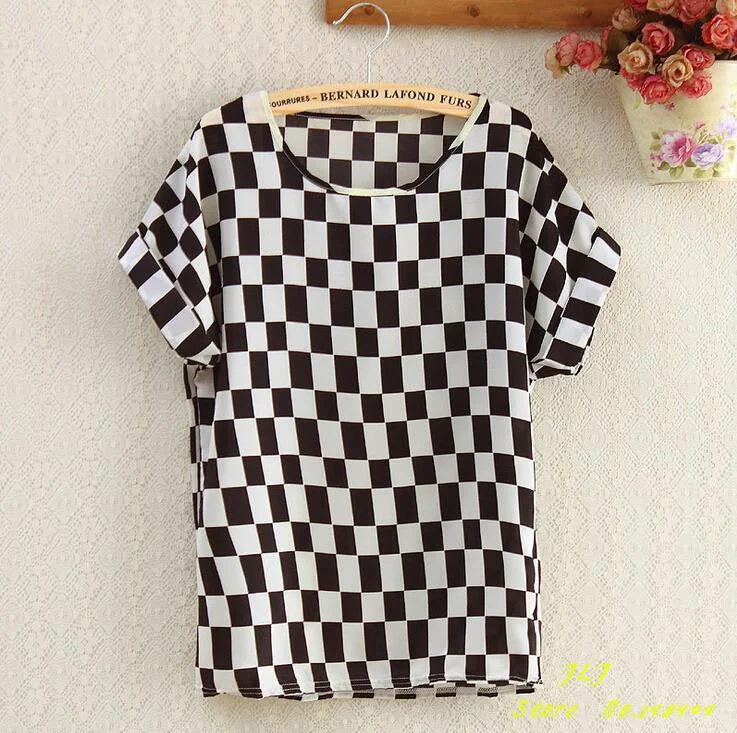 Black white plaid