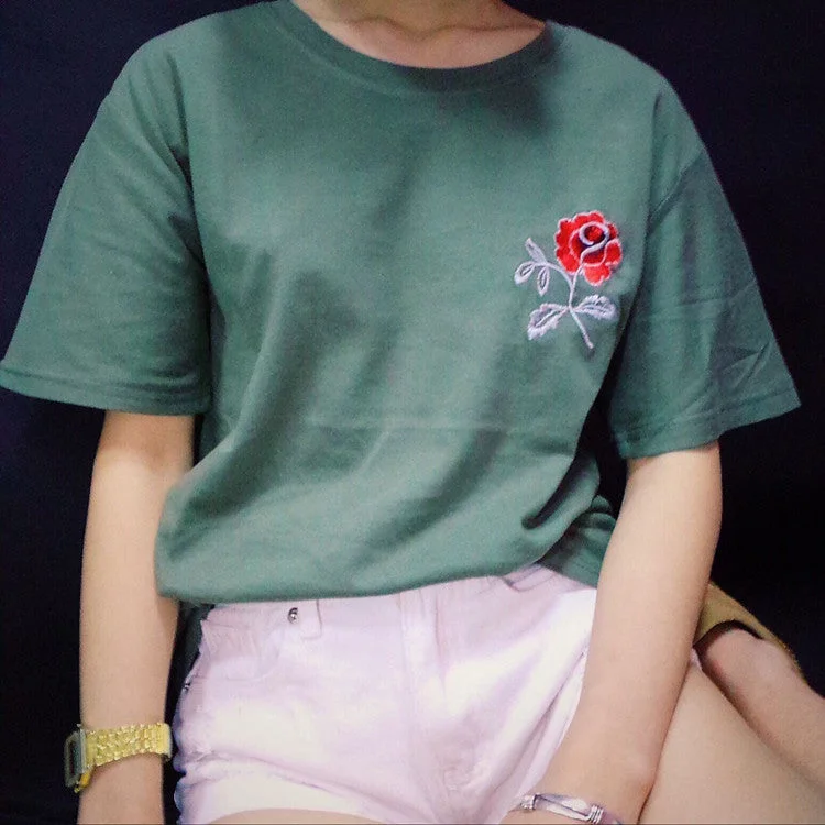 Army Green Embroidered Flower Rose Halajaku Casual Short Sleeve Female T-shirt-- Chenille Blend Fleece Blend Nylon Blend