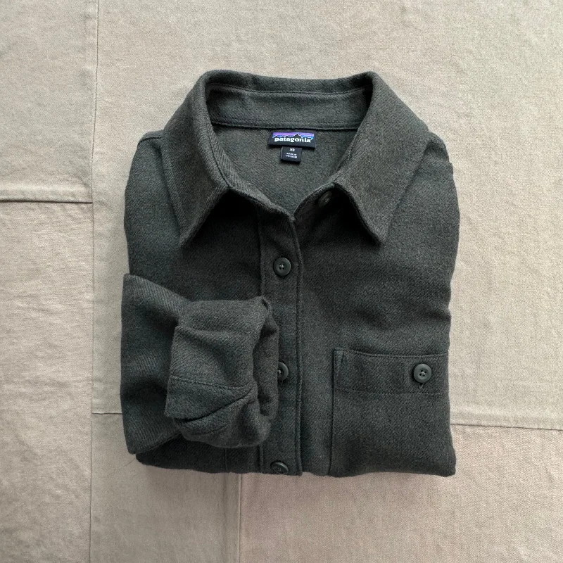 Women's Fjord Flannel Shirt, Whole Weave: Pine Needle Green-- Hooded Caped Shawl Collar Women's Fjord Flannel Shirt, Whole Weave: Pine Needle Green-- Hooded Caped Shawl Collar