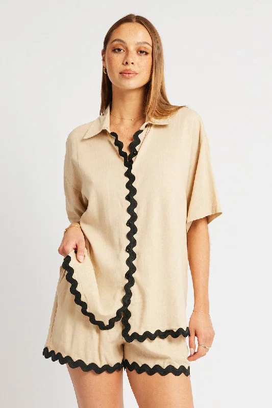Beige Relaxed Shirt Short Sleeve Ric Rac-- Asymmetrical Pockets Print