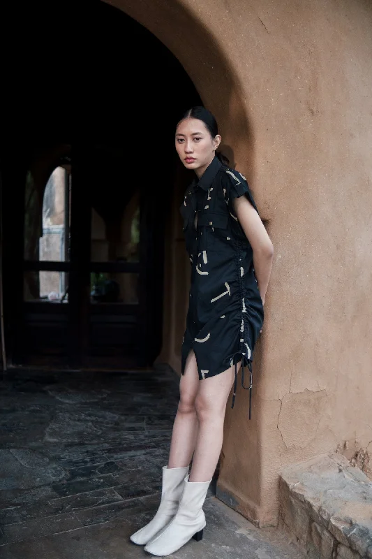 The Terra Tribe Black Line Printed Sunrise Gather Shirt-- Notch Collar Peter Pan Collar Cowl Neck The Terra Tribe Black Line Printed Sunrise Gather Shirt-- Notch Collar Peter Pan Collar Cowl Neck