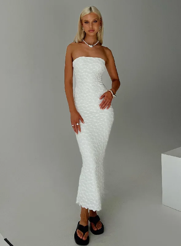 Jaxx Strapless Maxi Dress White Tunics Seasonal trendy