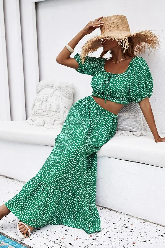FLORAL PUFF CROP TOP AND LONG FLARE SKIRT SET Knit Fabric Woven Fabric Fleece Fabric FLORAL PUFF CROP TOP AND LONG FLARE SKIRT SET Knit Fabric Woven Fabric Fleece Fabric
