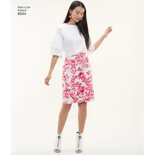 New Look Skirt and Trousers N6544 Trousers Low Rise Relaxed