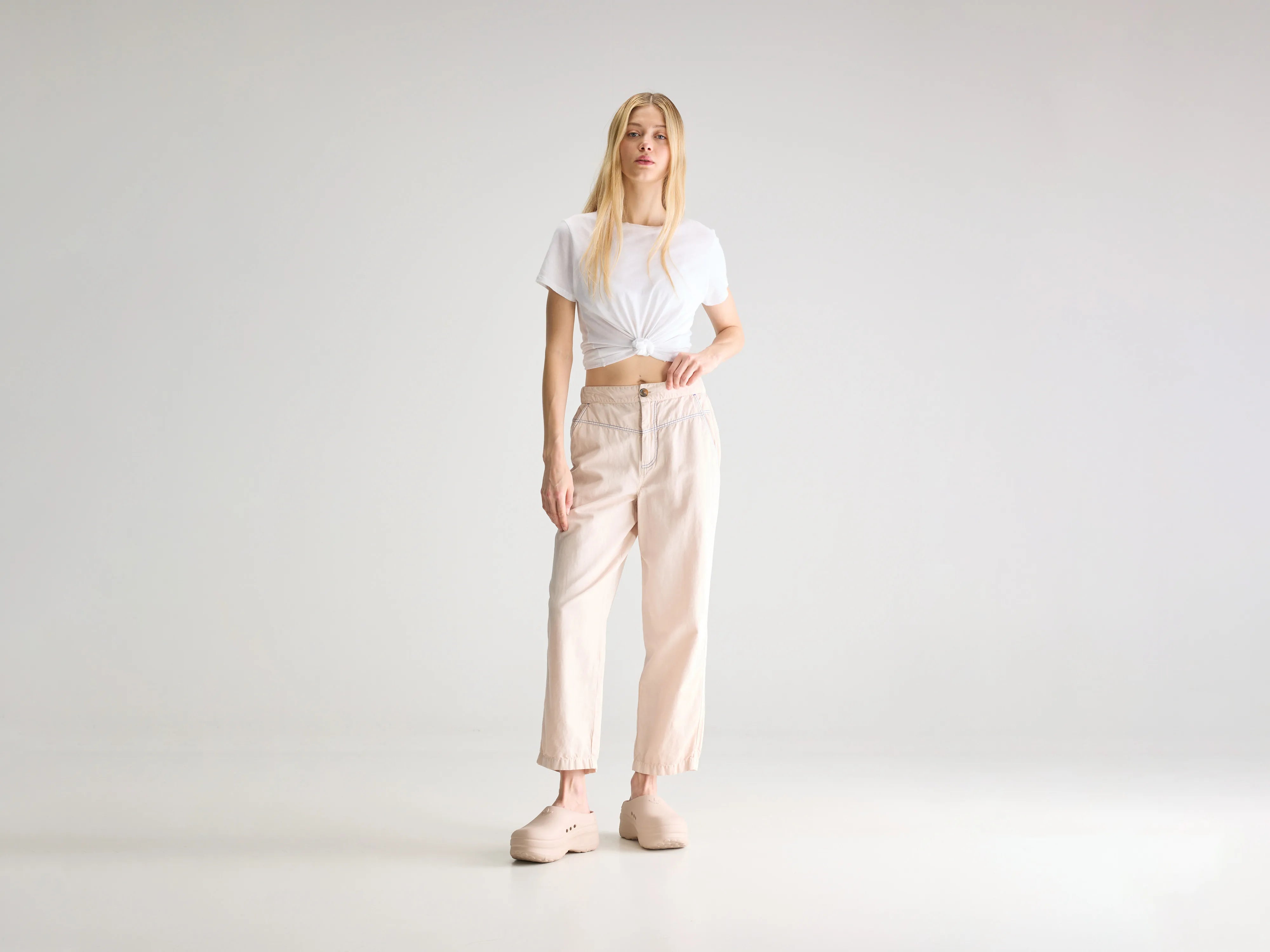 Walker relaxed trousers (251 / W / MOON) Trousers Flared Retro