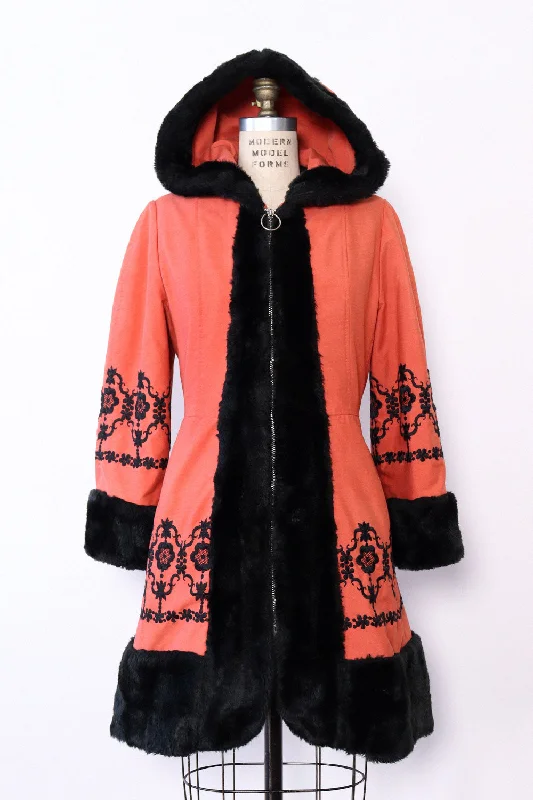 Brick Embroidered Hood Coat S/M Three-Quarter Sleeve Elbow Sleeve Wrist Sleeve