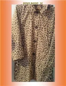 Denis Basso Leopard Rain Coat with hood 1X  Beautiful! Pockets Sleeves Lining