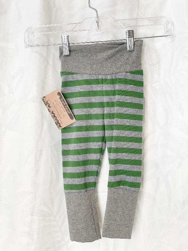 Grey & Green Striped Grow-With-Me Baby Leggings - 3-12 Months Trendy Color Block Leggings Grey & Green Striped Grow-With-Me Baby Leggings - 3-12 Months Trendy Color Block Leggings