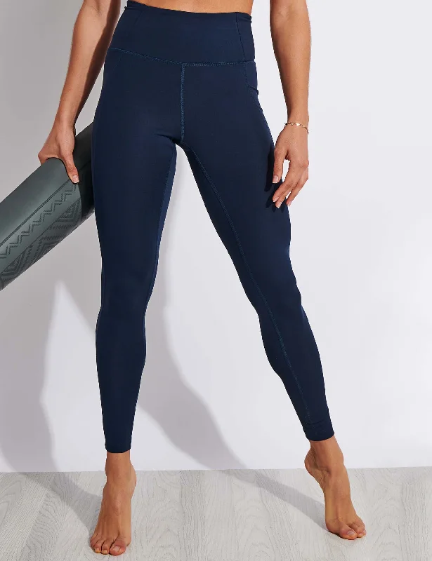 Compressive High Waisted Legging - Midnight Fashionable High-Rise Workout Leggings