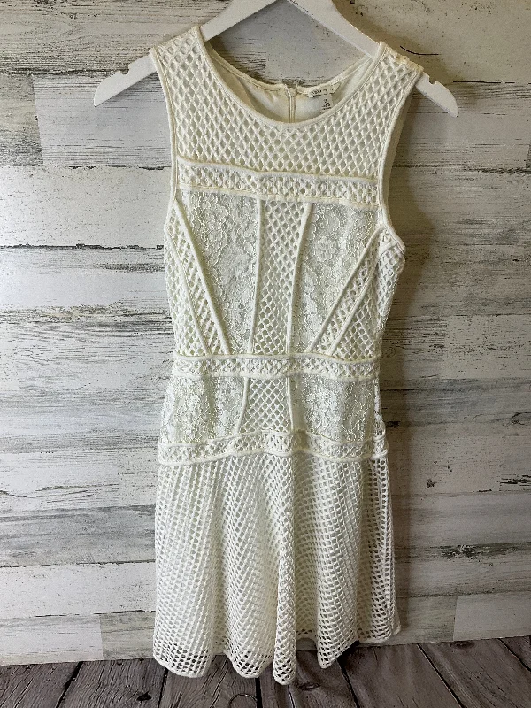 Cream Dress Casual Midi Cato, Size M Trendy Off-Shoulder Button Midi Dress