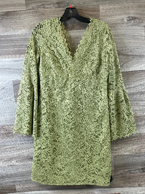 Dress Casual Midi By Betsey Johnson In Green, Size: S Trendy Floral Wrap Midi Dress