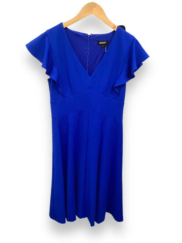 Dress Casual Midi By Dkny In Blue, Size: M Stylish Midi Dress with Cuffs