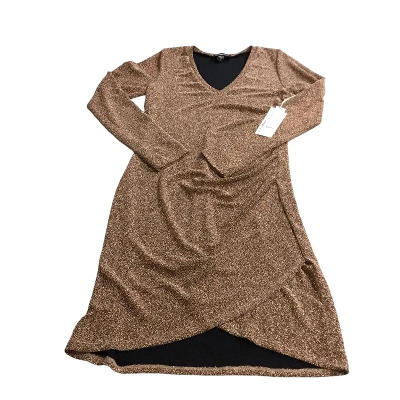 Dress Party Midi By Fifteen Twenty In Rose Gold, Size: L Stylish Off-Shoulder Ruffle Dress Dress Party Midi By Fifteen Twenty In Rose Gold, Size: L Stylish Off-Shoulder Ruffle Dress
