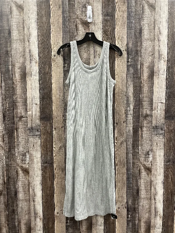Grey Dress Casual Midi A New Day, Size S Fashionable Fitted Midi Dress